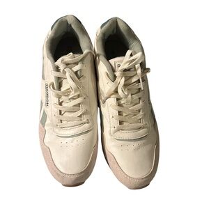 Reebok Men's Cream and Green Sneakers